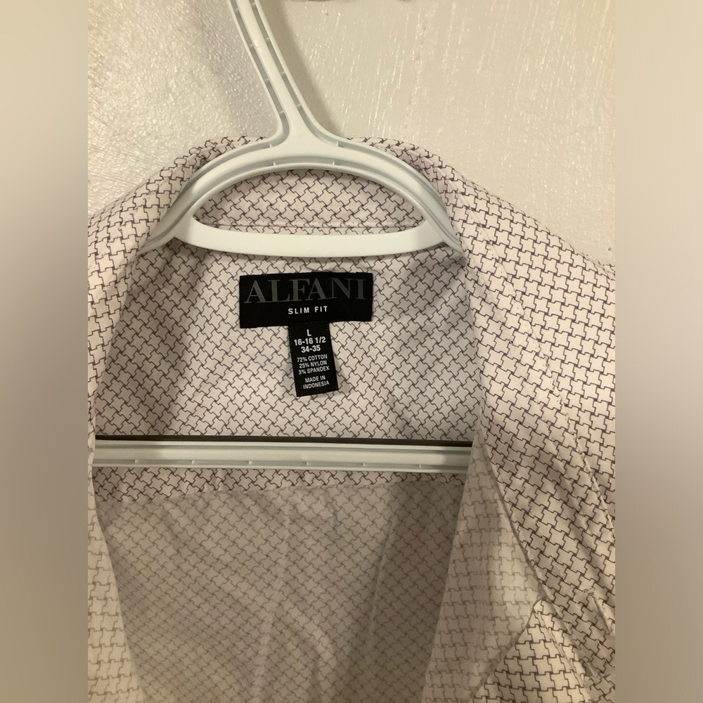 Alfa I men’s dress shirt with purple detail